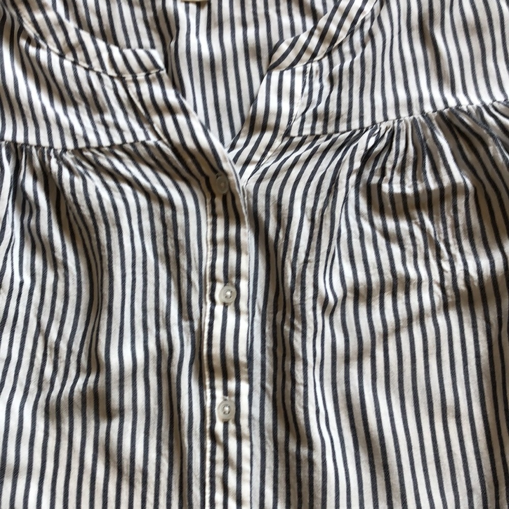 Striped buttoned down blouse - Picture 5 of 7